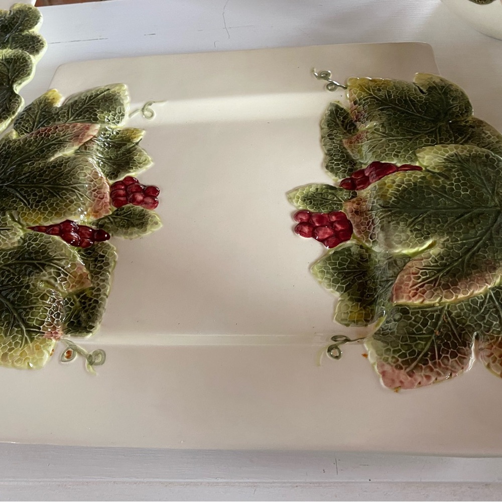 NWOT BETTER HOMES & GARDEN Leaf Pattern Ceramic BowlS, 8 Salad Plate Set, 2 S/P - Picture 12 of 16